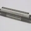 LEDバーの斜め写真。側面に型番「KYX-125807RYG」と印字されています。