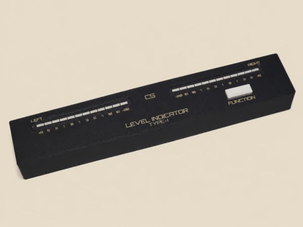 Type-Iの左右のLEDバーとFUNCTIONボタンを別角度から見た外観